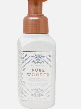 Bath and Body Works Pure Wonder Gentle and Clean Foaming Hand Soap